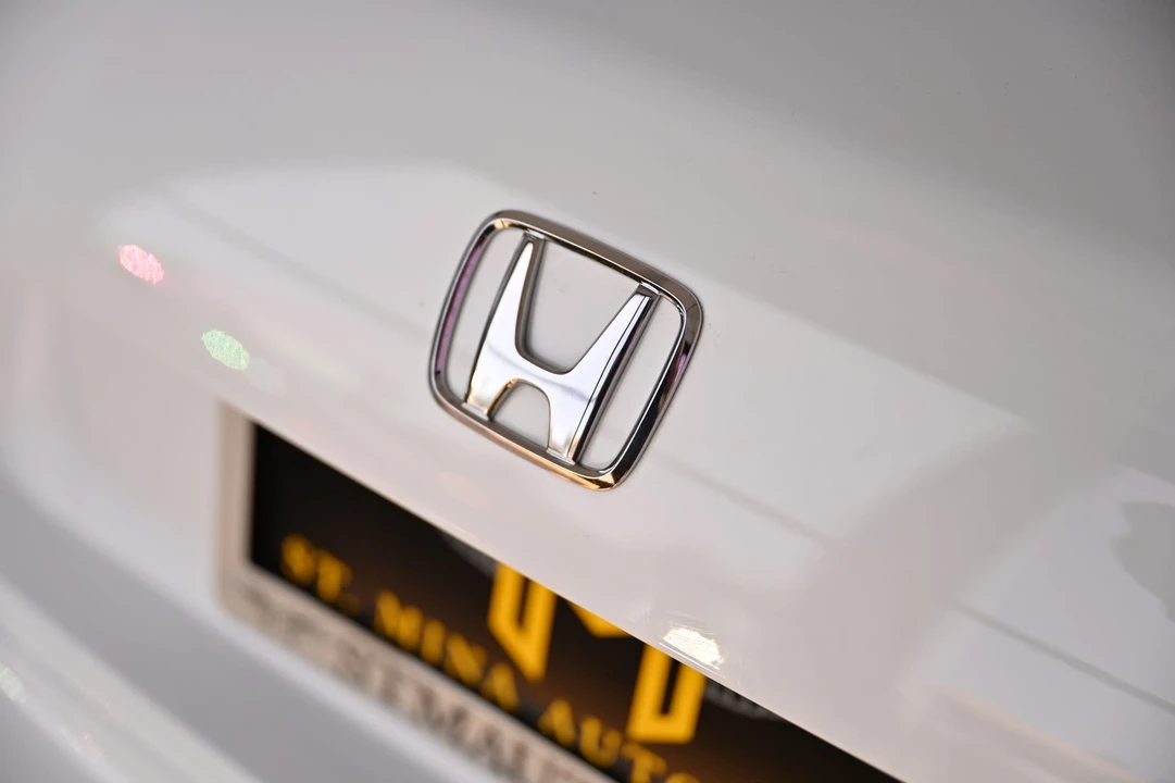 1997 Honda Del Sol - Image 29 of 31