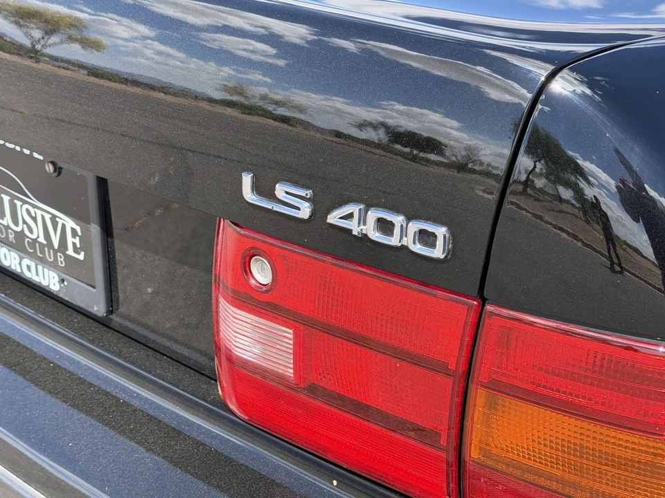 1997 Lexus LS 2nd Gen - Image 27 of 31