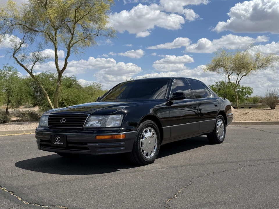 1997 Lexus LS 2nd Gen - Image 4 of 31