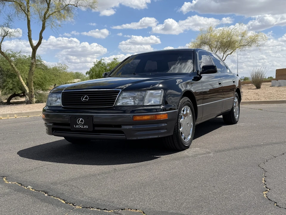 1997 Lexus LS 2nd Gen - Image 2 of 31