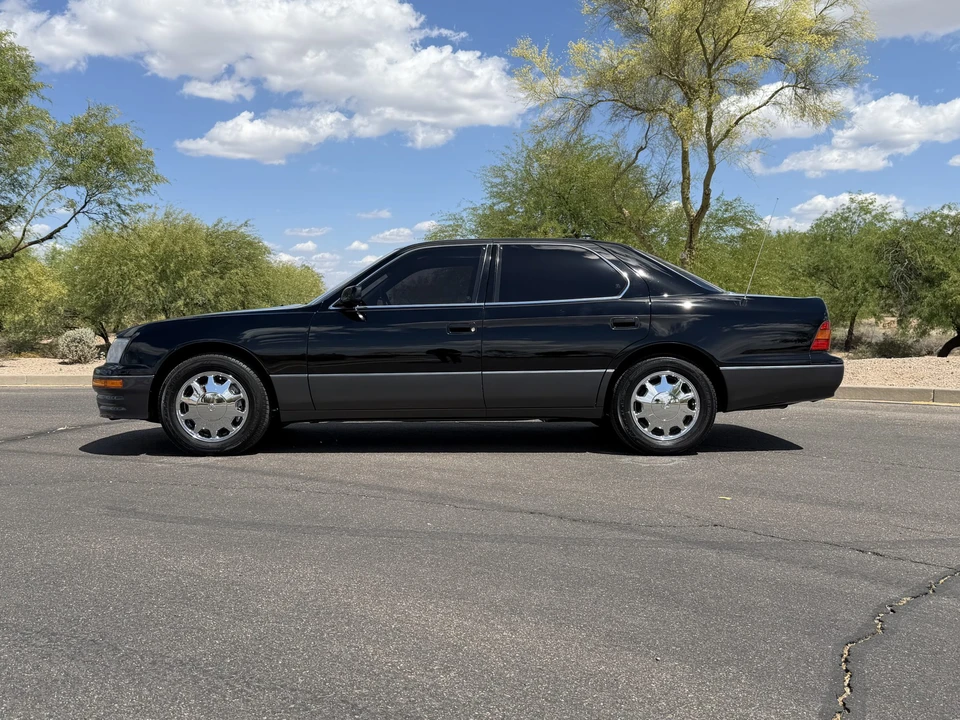 1997 Lexus LS 2nd Gen - Image 6 of 31