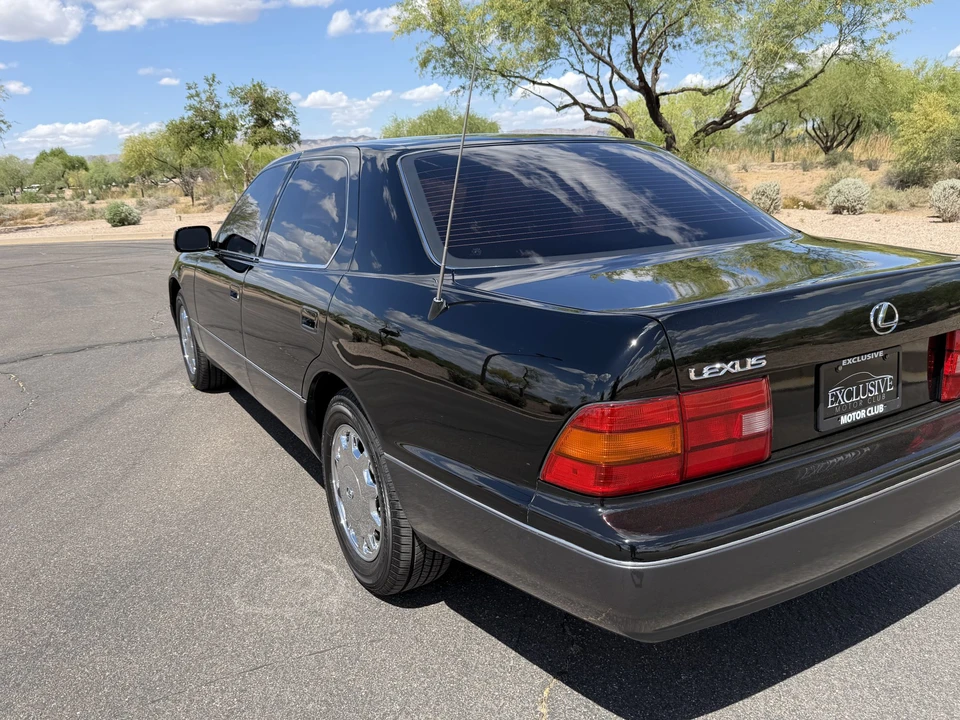 1997 Lexus LS 2nd Gen - Image 22 of 31