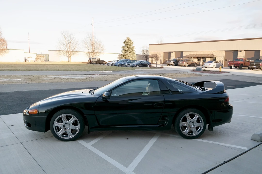 1997 Mitsubishi 3000GT Series 3 - Image 12 of 31