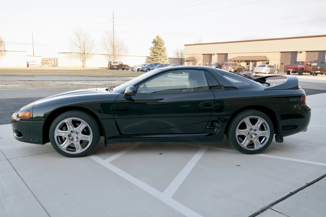 1997 Mitsubishi 3000GT Series 3 - Image 11 of 31