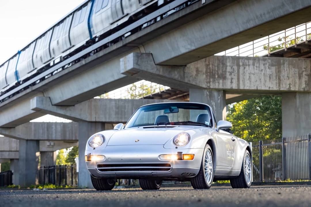 1998 Porsche 993 Carrera - Image 13 of 31