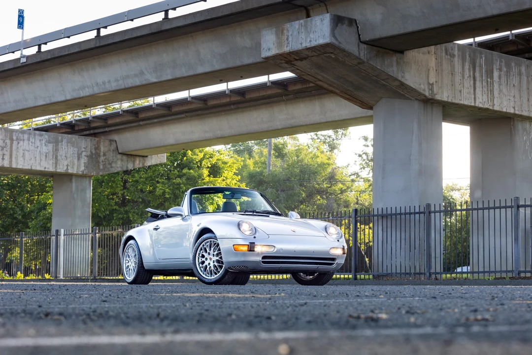 1998 Porsche 993 Carrera - Image 24 of 31