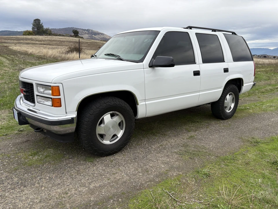 1999 GMC Yukon 2nd Gen - Image 3 of 31