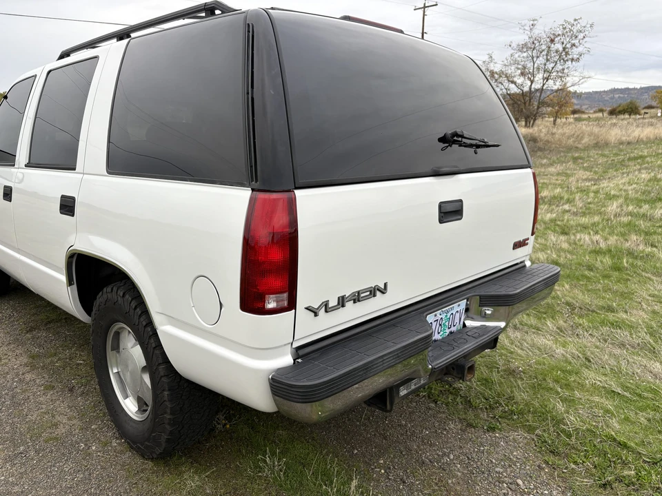 1999 GMC Yukon 2nd Gen - Image 20 of 31