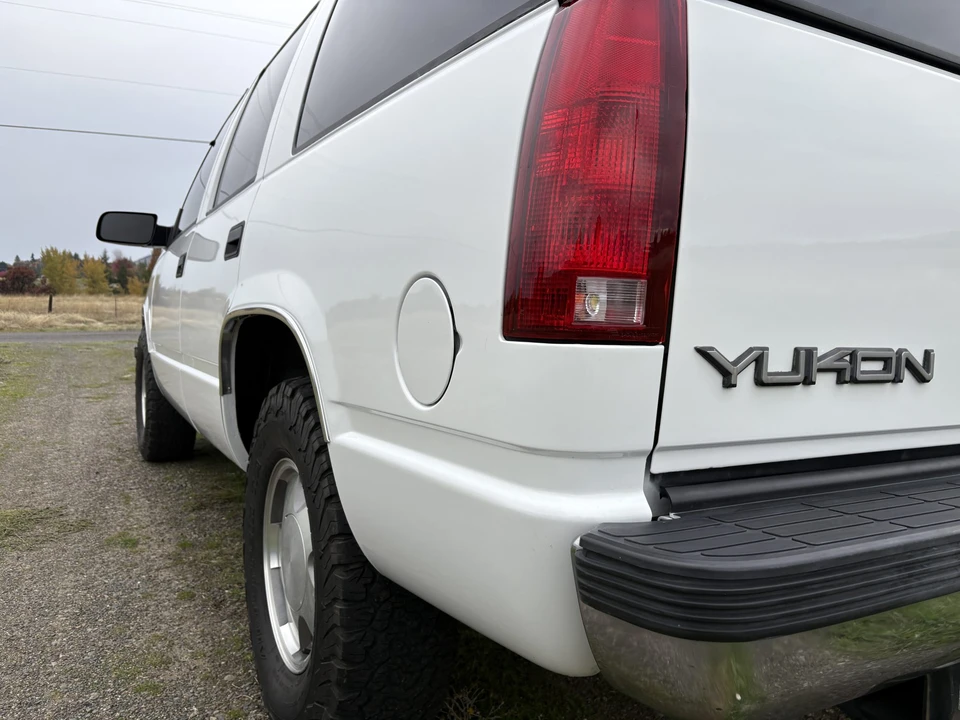 1999 GMC Yukon 2nd Gen - Image 27 of 31