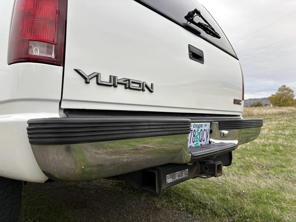 1999 GMC Yukon 2nd Gen - Image 26 of 31