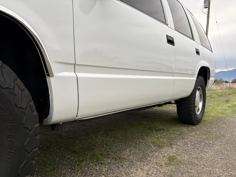1999 GMC Yukon 2nd Gen - Image 18 of 31