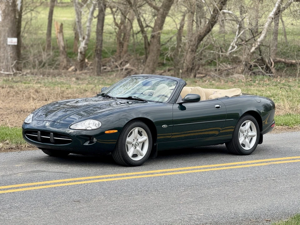 1999 Jaguar X100 XK8 - Image 17 of 31
