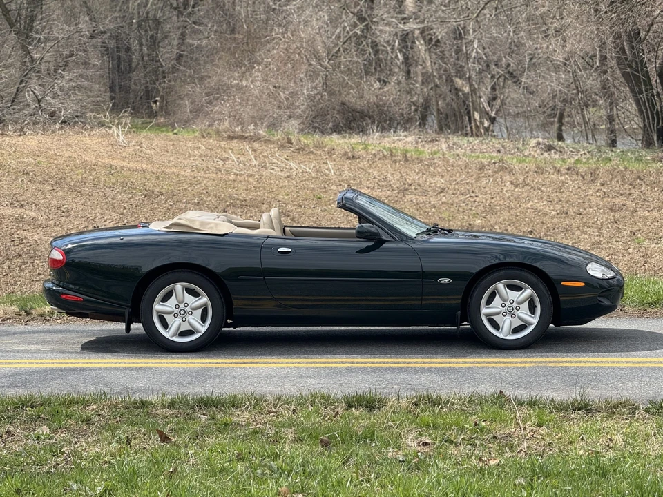1999 Jaguar X100 XK8 - Image 10 of 31