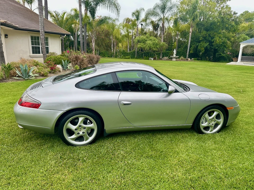 1999 Porsche 996 Carrera - Image 15 of 31