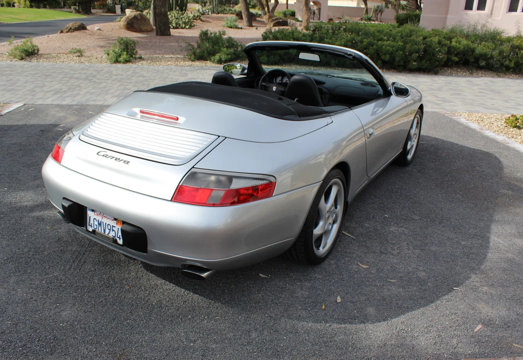 1999 Porsche 996 Carrera - Image 14 of 31