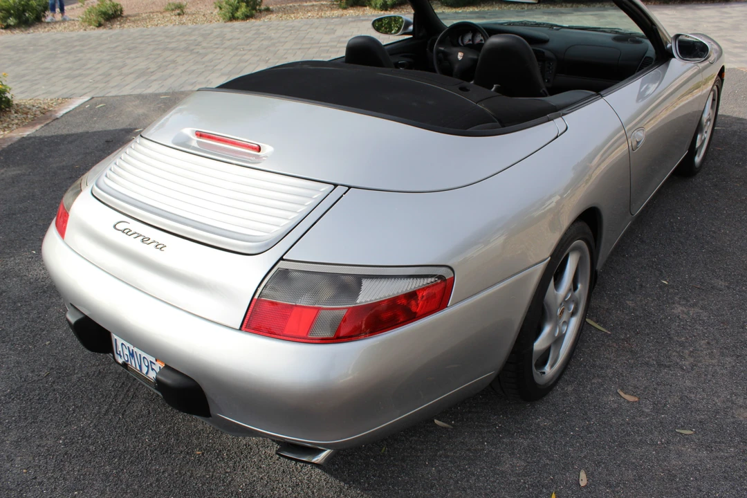 1999 Porsche 996 Carrera - Image 15 of 31