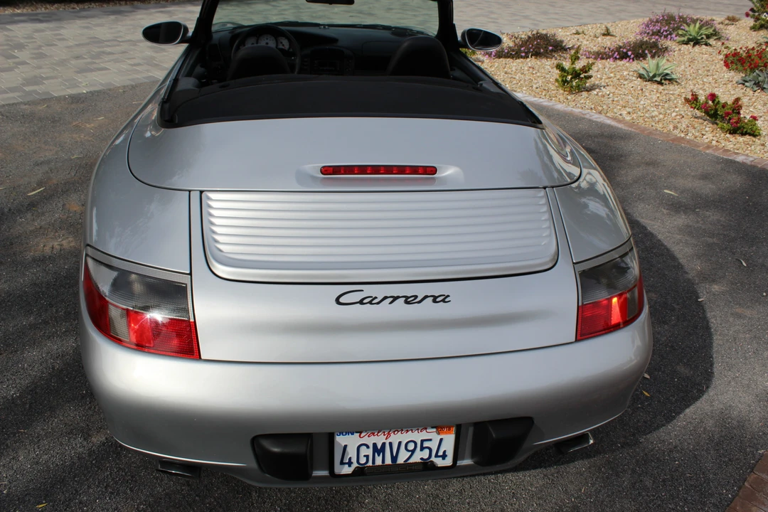 1999 Porsche 996 Carrera - Image 28 of 31
