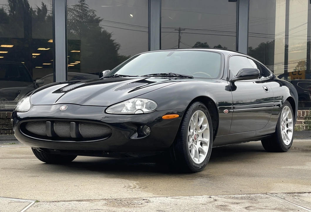 2000 Jaguar X100 XKR - Image 5 of 31