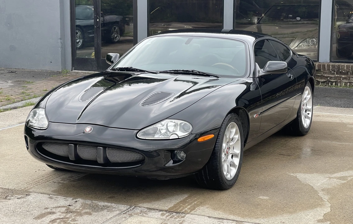 2000 Jaguar X100 XKR - Image 3 of 31