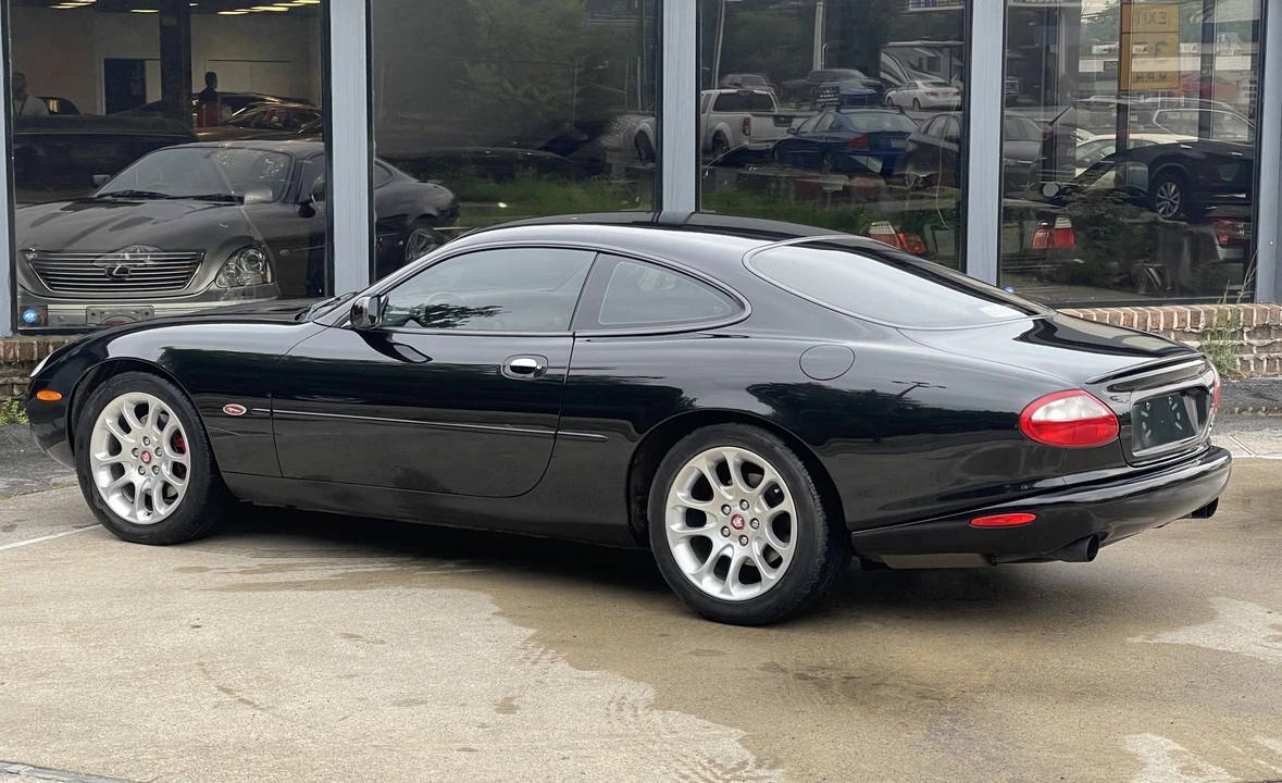 2000 Jaguar X100 XKR - Image 16 of 31