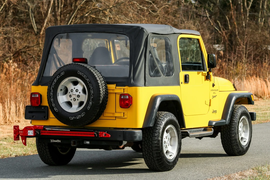 2000 Jeep TJ Wrangler - Image 12 of 31