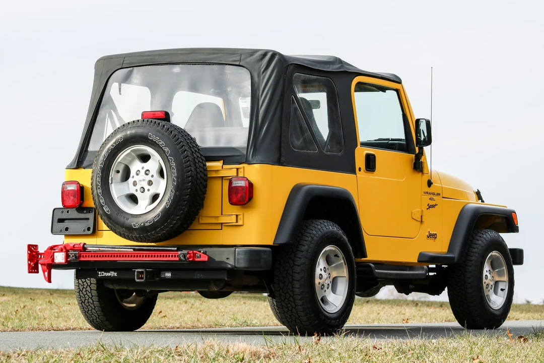 2000 Jeep TJ Wrangler - Image 11 of 31