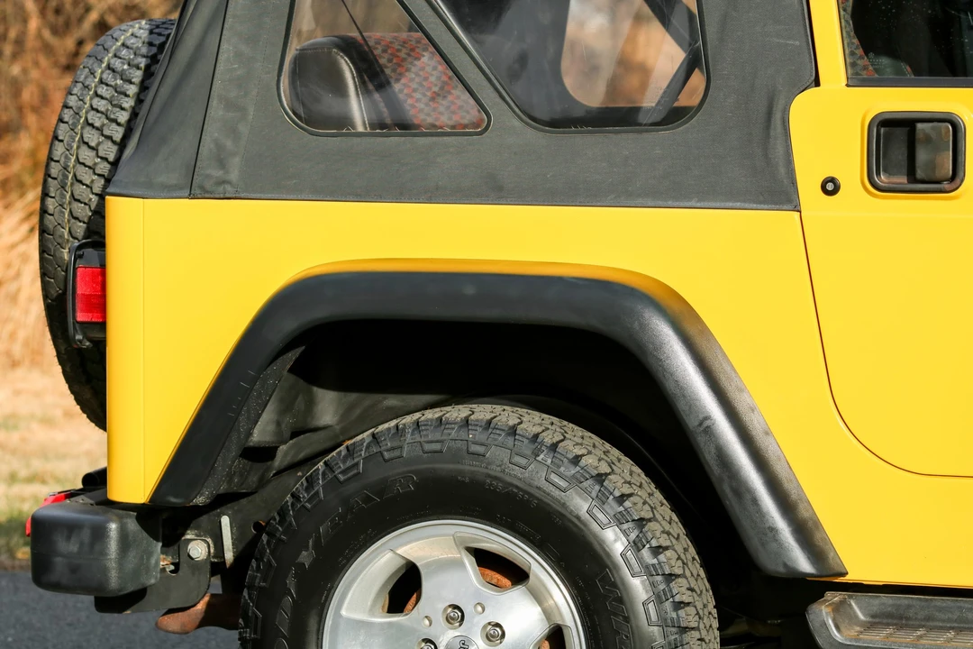 2000 Jeep TJ Wrangler - Image 27 of 31