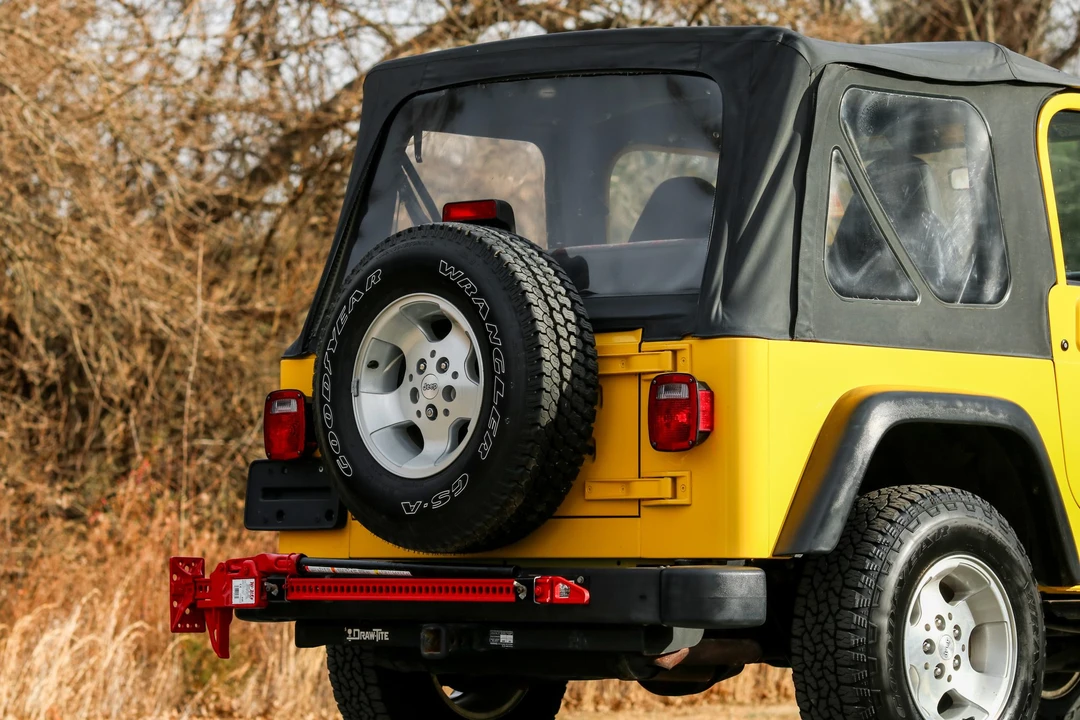 2000 Jeep TJ Wrangler - Image 28 of 31