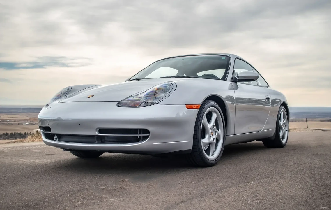 2000 Porsche 996 Carrera - Image 2 of 6