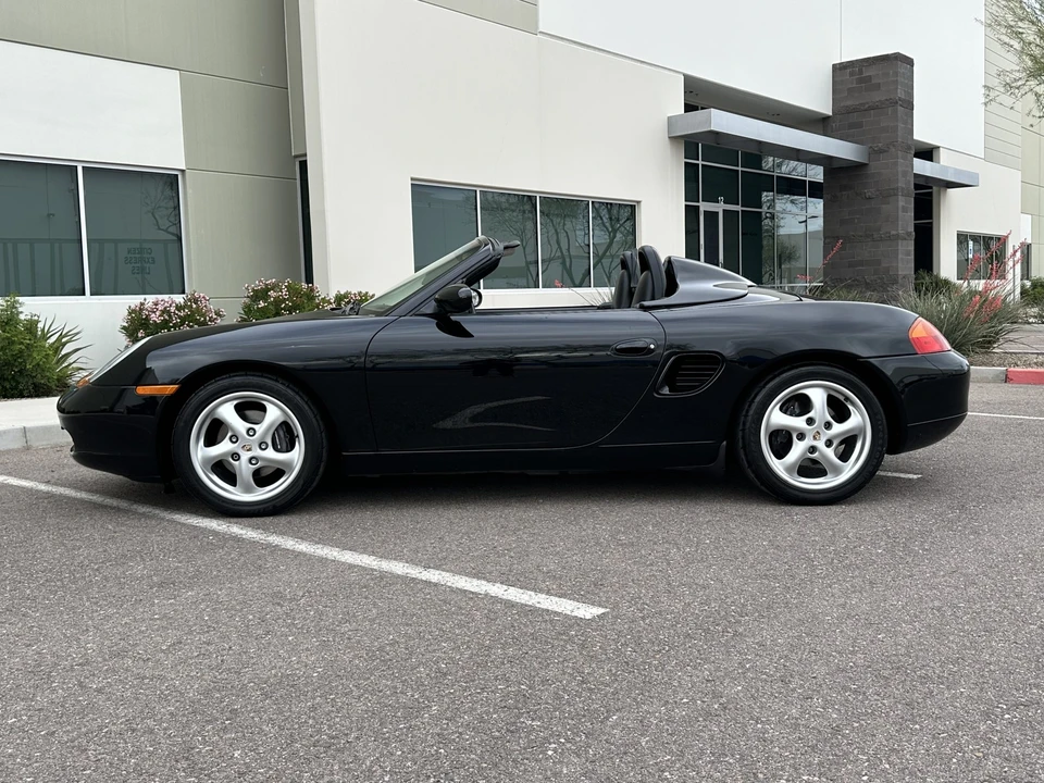 2000 Porsche 986 Boxster - Image 12 of 31