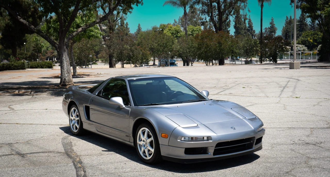 2001 Acura NA2 NSX - Image 16 of 31