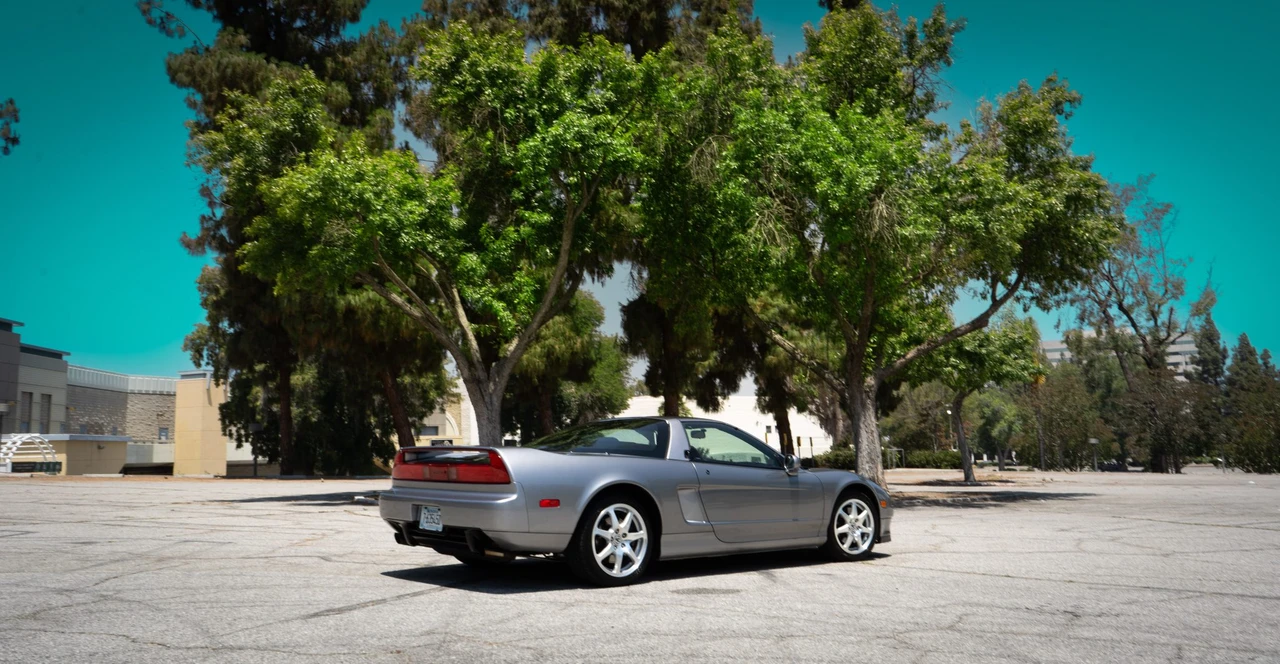 2001 Acura NA2 NSX - Image 12 of 31