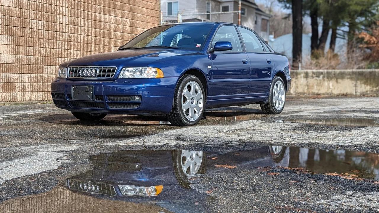 2001 Audi B5 S4 - Image 18 of 31
