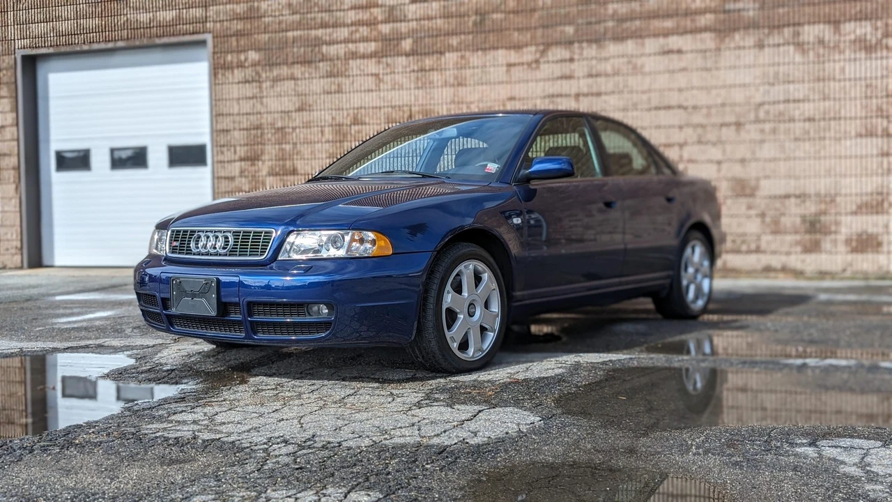 2001 Audi B5 S4 - Image 19 of 31