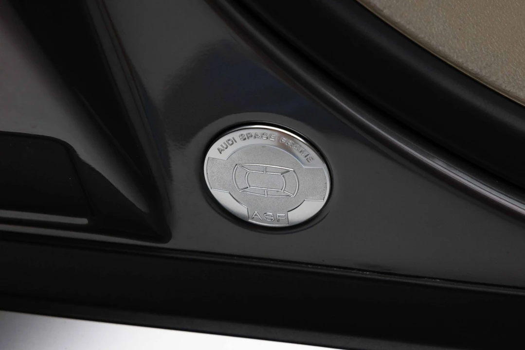 2001 Audi D2 S8 - Image 25 of 31