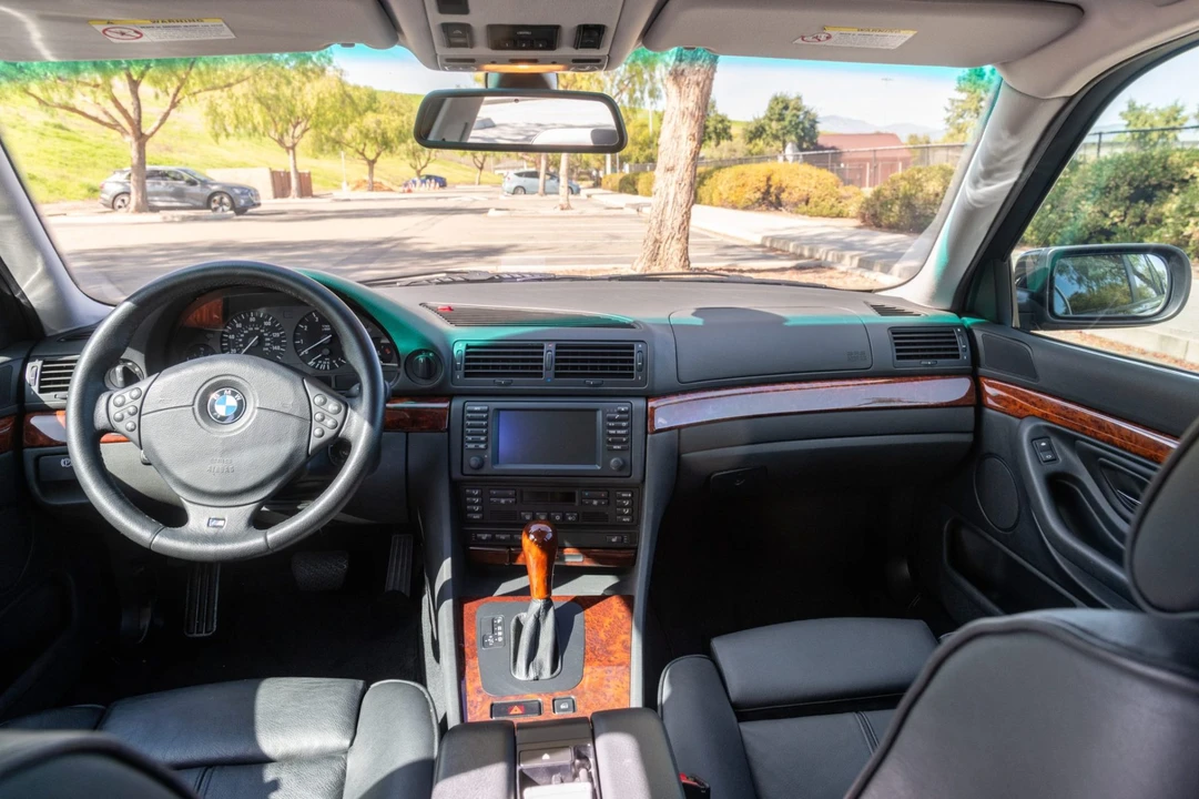 2001 BMW E38 7 Series - Image 5 of 7