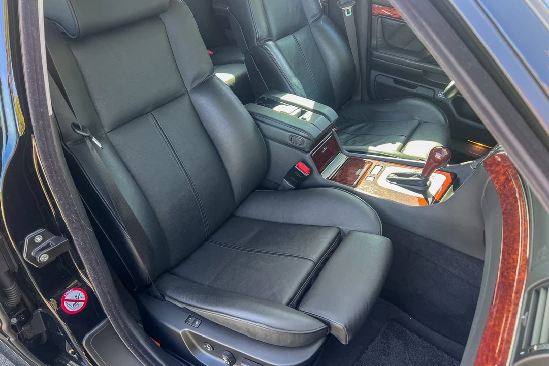 2001 BMW E38 7 Series - Image 4 of 7