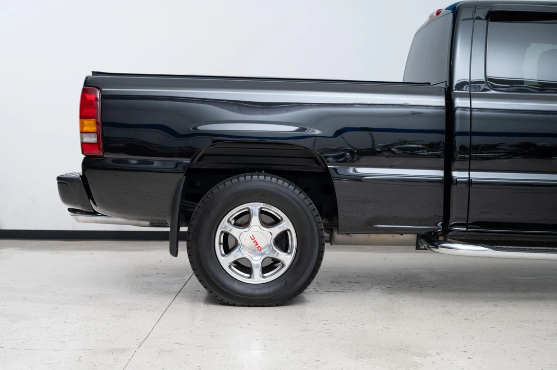 2001 GMC Sierra 2nd Gen - Image 22 of 31