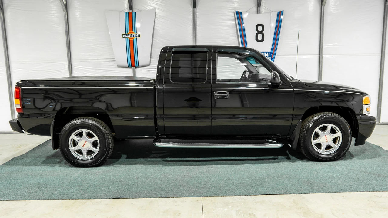 2001 GMC Sierra 2nd Gen - Image 14 of 31