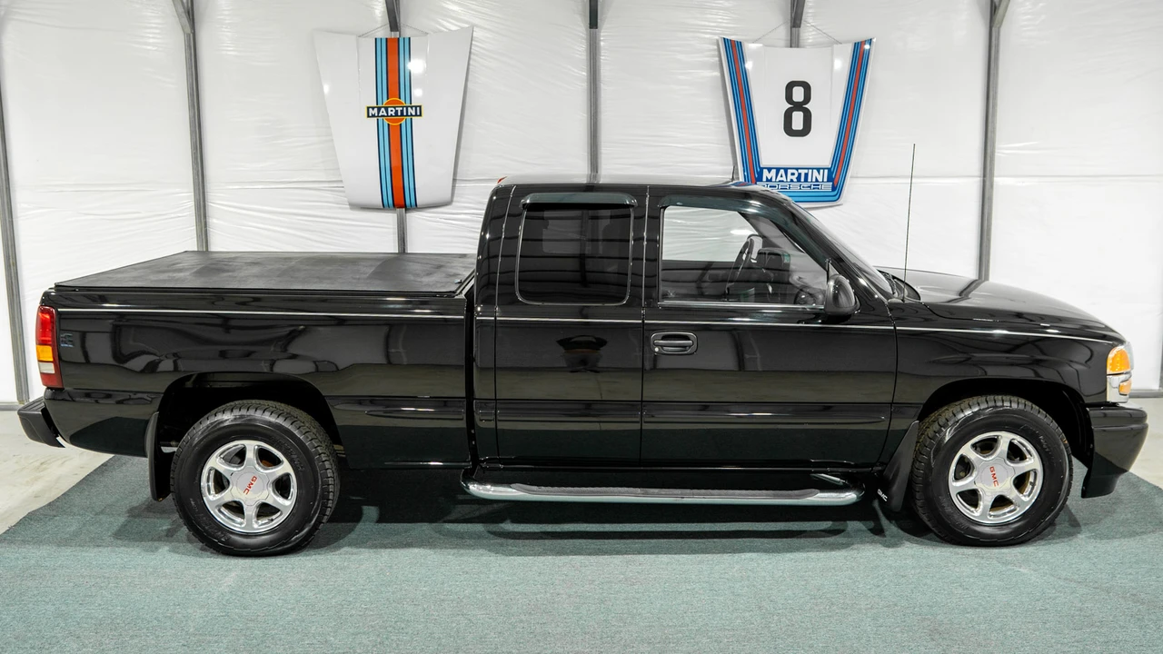 2001 GMC Sierra 2nd Gen - Image 15 of 31