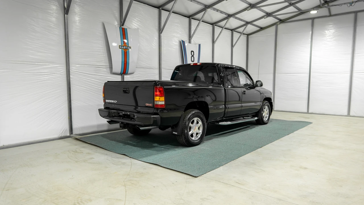 2001 GMC Sierra 2nd Gen - Image 17 of 31