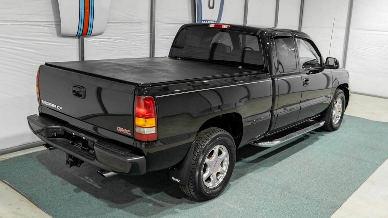 2001 GMC Sierra 2nd Gen - Image 19 of 31