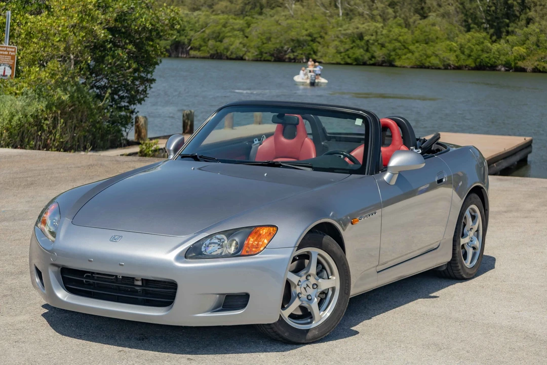 2001 Honda AP1 S2000 - Image 2 of 31