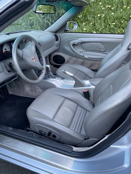2001 Porsche 996 Carrera - Image 30 of 31