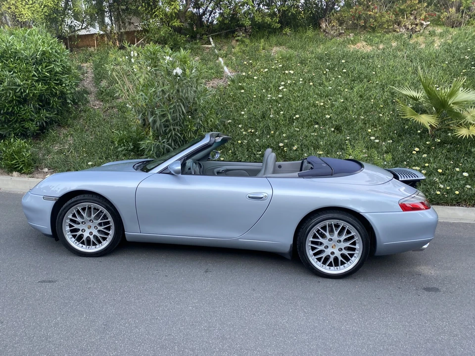 2001 Porsche 996 Carrera - Image 5 of 31