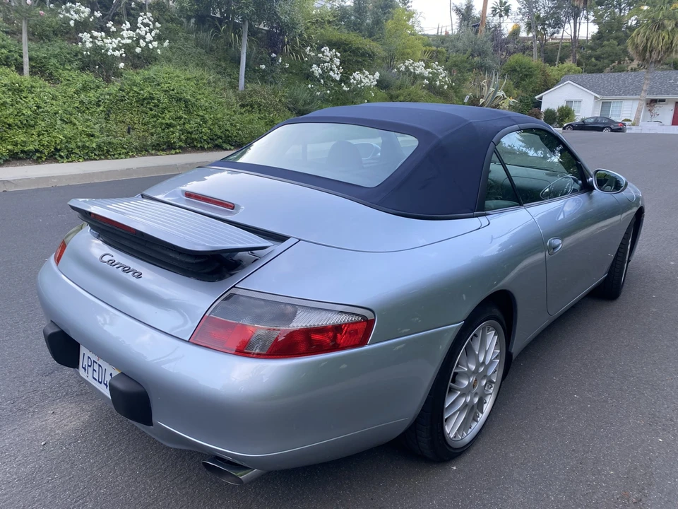 2001 Porsche 996 Carrera - Image 11 of 31