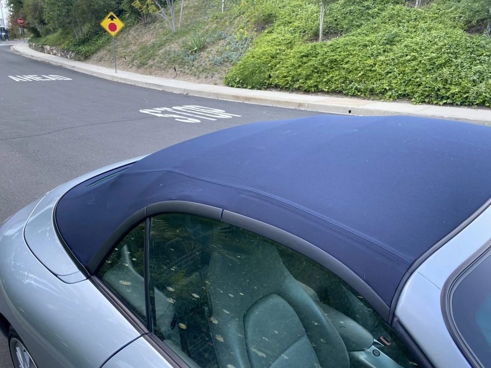 2001 Porsche 996 Carrera - Image 18 of 31