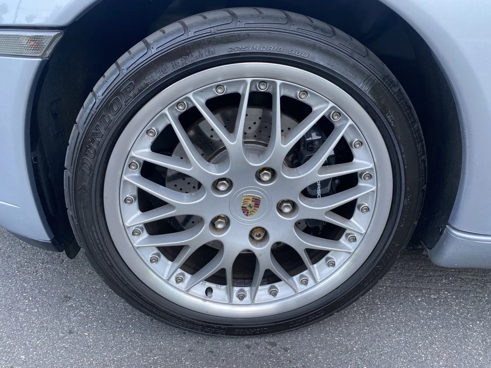 2001 Porsche 996 Carrera - Image 22 of 31