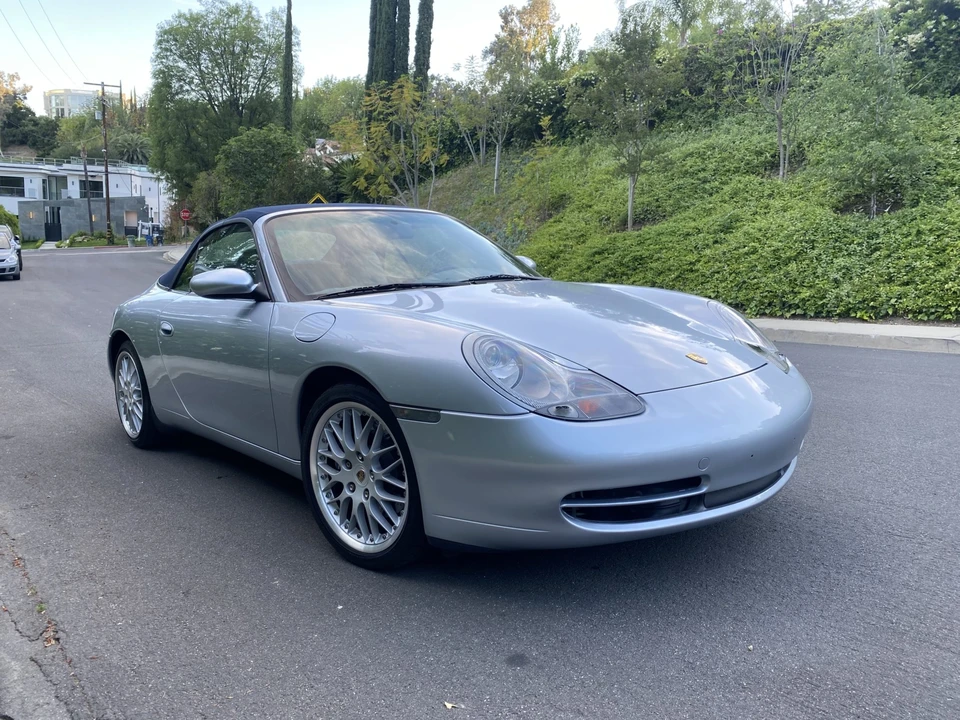 2001 Porsche 996 Carrera - Image 14 of 31