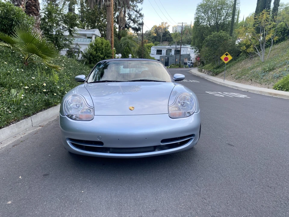 2001 Porsche 996 Carrera - Image 2 of 31